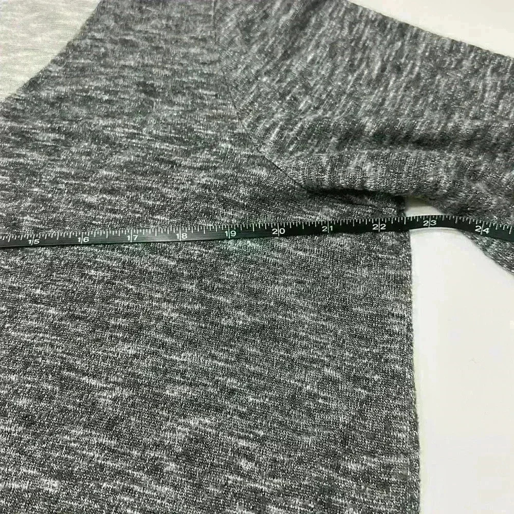 Papermoon from Stitch Fix gray stretch tunic blouse Size 1X Item # 6C - Picture 3 of 6